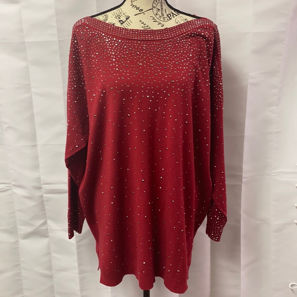 - In brand new condition Women’s Vila sweater. Size is 2X